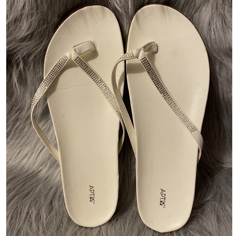 Apt.9 Open Toe Sandals Womens Size 9 1/2 MED White Flip Flops Slip On Shoes